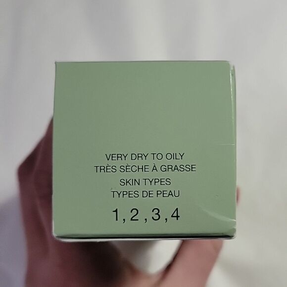 Clinique Even Better Radical Dark Spot Corrector - NIB - Picture 6 of 8